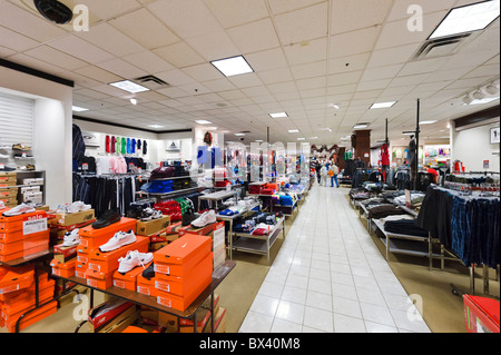 Jcpenney department hi-res stock photography and images - Alamy