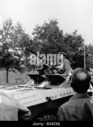 Soviet paratroopers, Czechoslovak Communist party headquarters, siege Stock Photo