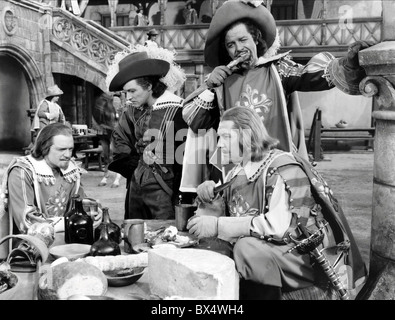 VAN HEFLIN, GENE KELLY, GIG YOUNG, ROBERT COOTE, THE THREE MUSKETEERS, 1948 Stock Photo