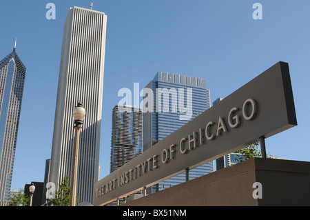 The Art Institute Of Chicago with The Two Prudential Plaza, Aon and Aqua Towers emerging behind. Stock Photo