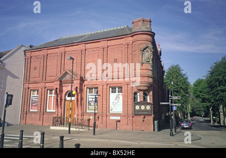 Dudley Museum and Art Gallery, St James' Road, (seen here from Priory Street ) Dudley, Black Country, West Midlands, England, UK Stock Photo