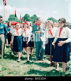 Antonin Novotny, president, Pioneers, Communist youth, Pioneer scarf, red Stock Photo