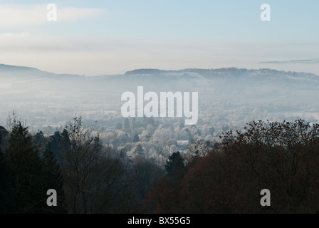 Mist over the Worcestershire hills on a frosty day Stock Photo