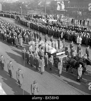 Klement Gottwald, funeral, procession, gun-carriage Stock Photo
