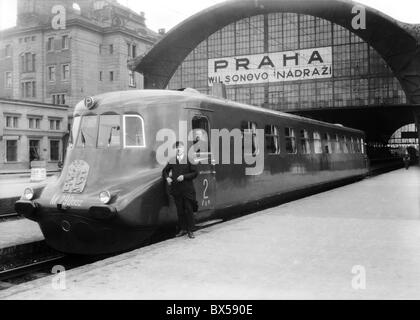 Prague 1933, Wilson Train Station, Diesel powered express train called 'Slovak Bullet.' Stock Photo