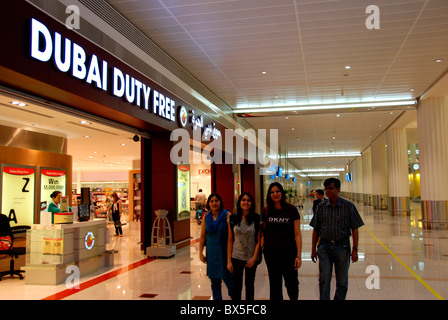 Duty Free Shop In Dubai International Airport Stock Photo - Alamy