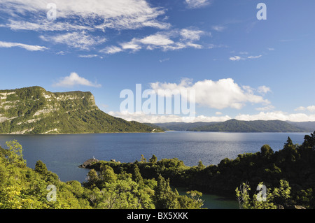 Lake Waikaremoana, Te Urewera National Park, Bay of Plenty, North Island, New Zealand, Pacific Stock Photo