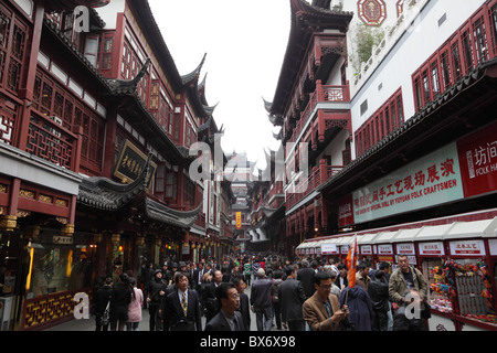 Yuyuan Bazar in the old town of Shanghai, China. Stock Photo