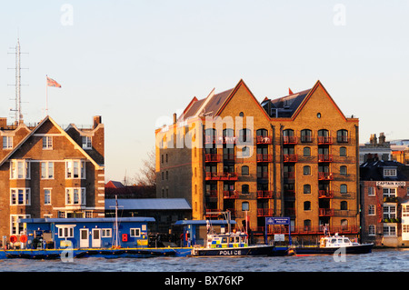 Metropolitan Police Marine Policing Unit, MPU, Wapping, London, England, UK Stock Photo