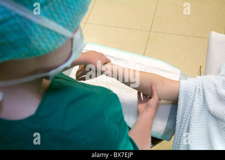 Hospital - preparations to an operation, Essen, Germany Stock Photo