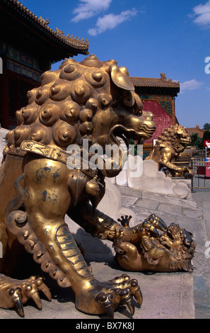 Lion in front of Gate of Heavenly Purity (Qianqingmen), Imperial Palace (Forbidden City), Beijing, World-Heritage Stock Photo