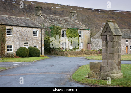 The Village Centre and monument at Arncliffe in Littondale Yorkshire Dales National Park UK Stock Photo