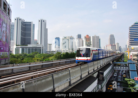 Skytrain BTS Phrong Phong Station, Khlong Toei District, Bangkok, Thailand Stock Photo