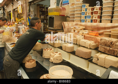 shop specializing in halva in the Mehane Yehuda market in Jerusalem Stock Photo