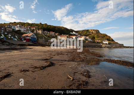 Runswick Bay, on the East coast of Yorkshire, is a lovely place to visit on a sunny day. It is in North Yorkshire, Saltburn-by-the-Sea, England, GB. Stock Photo