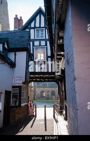 Abbot Reginald's Gateway, Evesham, Worcestershire, England, United Kingdom. Stock Photo