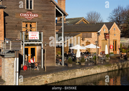 Cox’s Yard ( former timber yard) riverside coffee shop, pub etc , on River Avon , Stratford-Upon-Avon, Warwickshire, England, UK Stock Photo