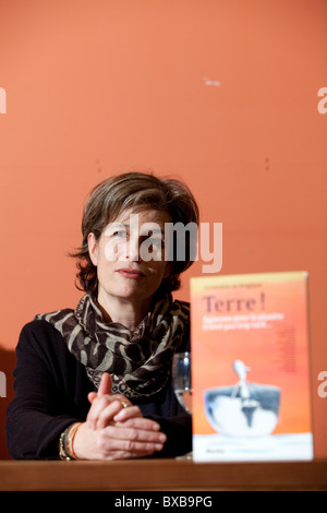 Princess Marie-Esmeralda of Belgium presents her book  'Terre! Agissons pour la planète, il n'est pas trop tard...' Stock Photo