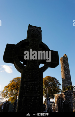 Muiredach's Cross and the Round Tower at Monasterboice, County Louth, Leinster, Ireland. Stock Photo