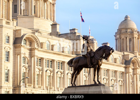 Statue of king Edward V11 at Pier Head, Liverpool. Stock Photo