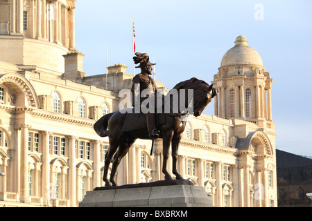 Statue of king Edward V11 at Pier Head, Liverpool. Stock Photo