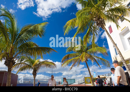 View of the promenade along the back of Canteras Beach in Las Palmas de Gran Canaria Stock Photo