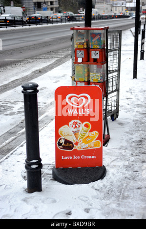 Wall's Ice Cream Sign In the Snow, Archway North London Stock Photo