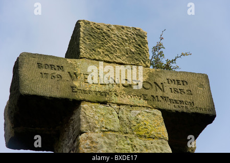 Wellington's Monument on Baslow Edge above Baslow, Derbyshire Stock Photo
