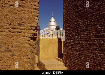The mausoleum which contains the grave of Sudanese freedom fighter  Al-Mahdi in the town of Omdurman. Stock Photo