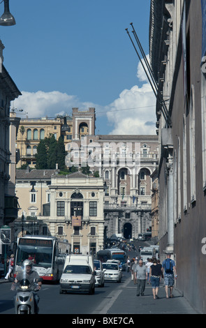 Perspective via del Plebiscito - Piazza Venezia - Via Battisti - Via IV Novembre in Rome Stock Photo