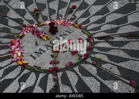 John Lennon memorial at the site of his assassination cities in Central Park New York Stock Photo