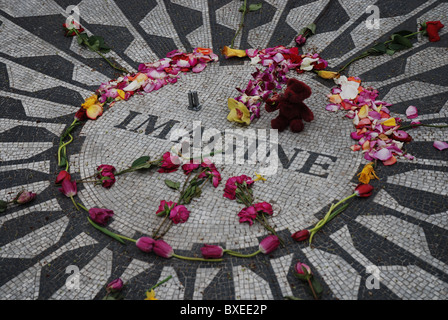 John Lennon memorial at the site of his assassination cities in Central Park New York Stock Photo