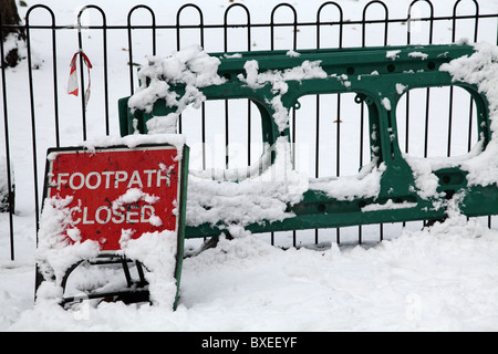 Footpath Closed sign covered in snow. London Stock Photo