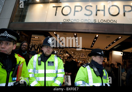 Protest against unpaid taxes at Topshop in Oxford Circus, London Stock Photo