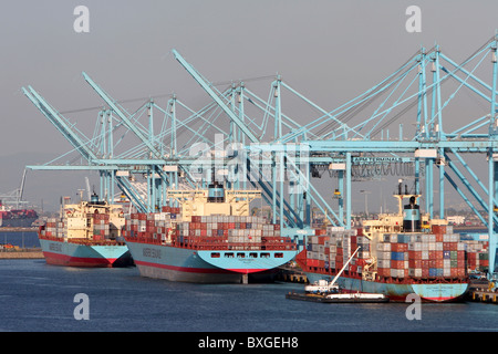 Busy Container berths at port of Los Angeles USA Stock Photo