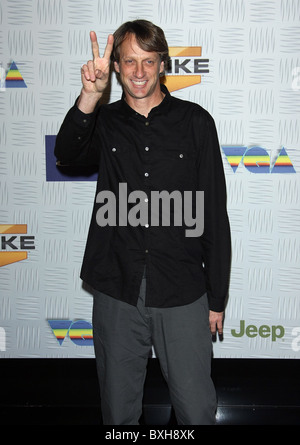 TONY HAWK SPIKE TV'S VIDEO GAME AWARDS 2010 DOWNTOWN LOS ANGELES CALIFORNIA USA 11 December 2010 Stock Photo