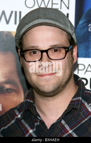 SETH ROGEN HOW DO YOU KNOW WORLD PREMIERE LOS ANGELES CALIFORNIA USA 13 December 2010 Stock Photo