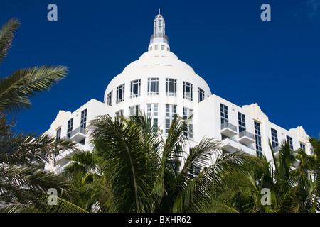 Art deco architecture Loews Hotel with St Moritz Hotel in Collins Avenue, South Beach, Miami, Florida, United States of America Stock Photo