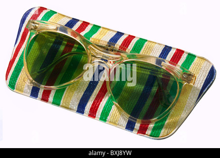 fashion, 1950s, accessoires, sunglasses, spectacle case, glasses box, Germany, circa 1957, Additional-Rights-Clearences-Not Available Stock Photo