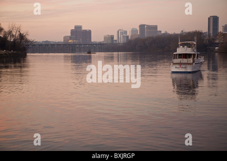 Rocketts Landing Parade of Lights Party - James River, Richmond, Virginia, USA. Stock Photo