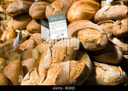 Speciality bread in Borough Market, London, England, UK Stock Photo