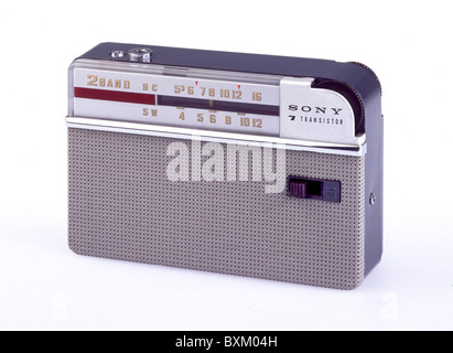 Sony transistor radio hi-res stock photography and images - Alamy
