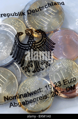 money / finance, coins, starter kit with German Euro coins, Central Bank and Central Federal State Bank as souvenir in polythene sheet, 20 Deutsche Mark for privat costumers, 2002, Additional-Rights-Clearences-Not Available Stock Photo