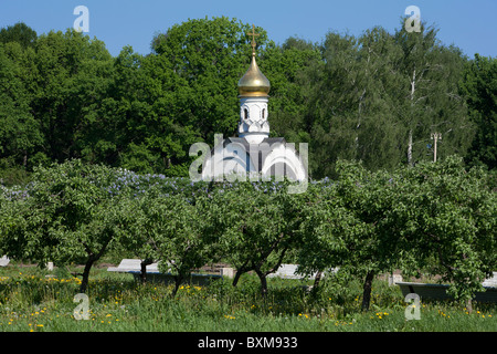 Small orthodox church near the Michurin Botanical Garden at the All-Russian Exhibition Center in Moscow, Russia Stock Photo