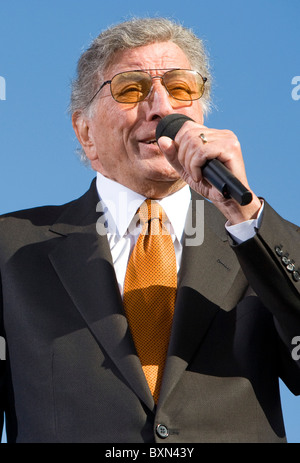 Tony Bennett performing at the Rally to Restore Sanity And/Or Fear. Stock Photo