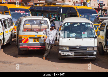 Matatu or minivan terminal in downtown Nairobi, Kenya Stock Photo