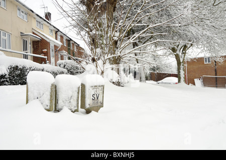 2010 December early winter snow in Hemel Hempstead, Chilterns, Hertfordshire, UK. Stock Photo