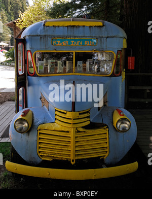 Old antique bus converted to a coffee shop cafe bar at the River Inn Big Sur pacific highway one 1 California surf culture Stock Photo