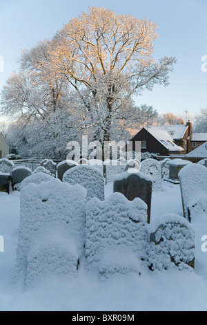 Graveyard in Winter of Stokesley Parish Church St Peter and St Paul Church Stokesley North Yorkshire England Stock Photo