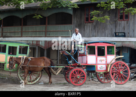 A traditional horse and carragie in Pyin U Lwin or Pyin Oo Lwin, Mandalay Division, Myanmar. (Burma) Stock Photo